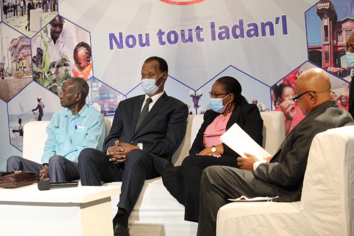 Le comité consultatif 