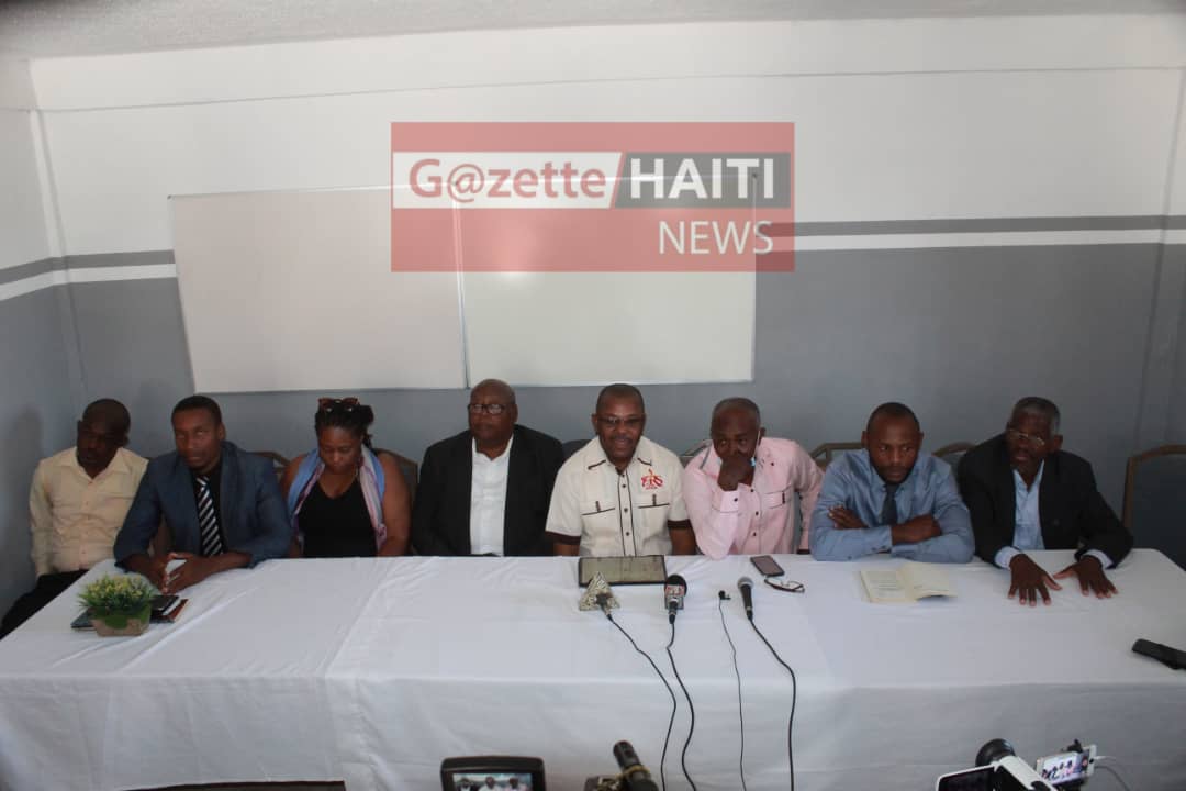 Nap Mache Pou Lavi et la commission protestante