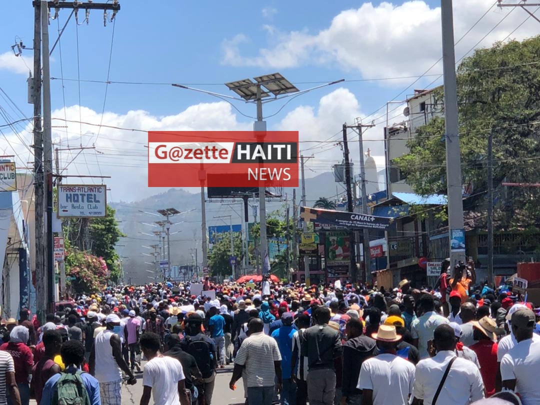 La foule à Delmas 