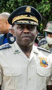 Le directeur général a.i de la PNH, Leon Charles