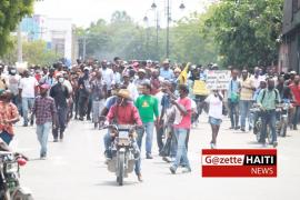 Des images de la manif dans les parages du Palais 