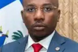 Le PM a.i Claude Joseph 